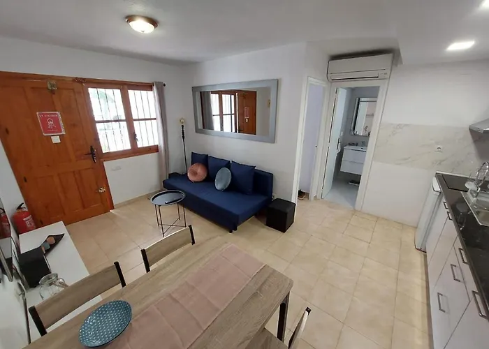 Apartament Casa Del Gato Rojo , Communal Swimming Pool , Terrace With Barbecue