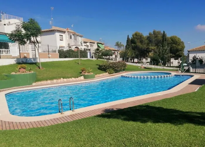Apartament Casa Del Gato Rojo , Communal Swimming Pool , Terrace With Barbecue