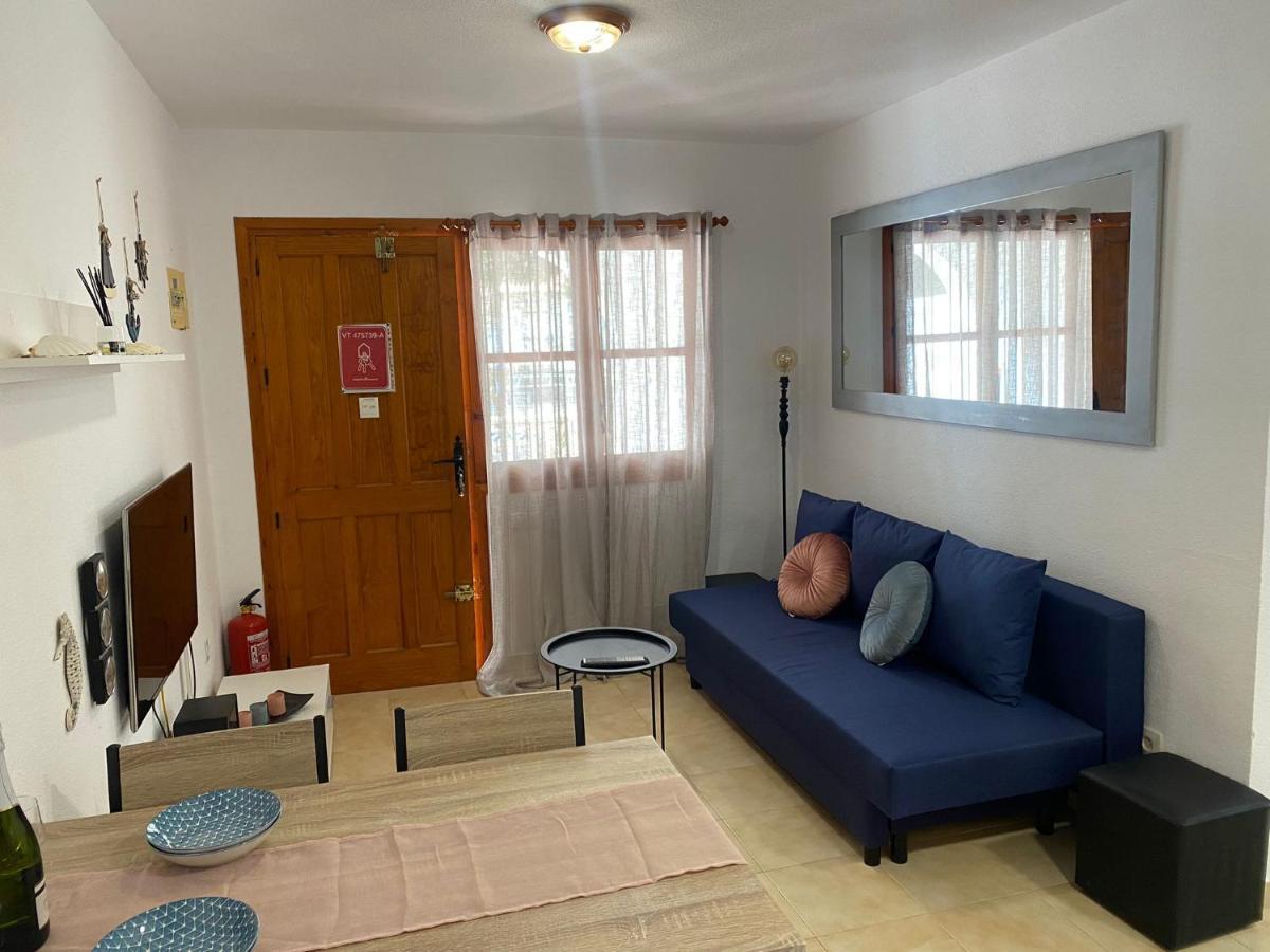 Apartment Casa Del Gato Rojo , Communal Swimming Pool , Terrace With Barbecue